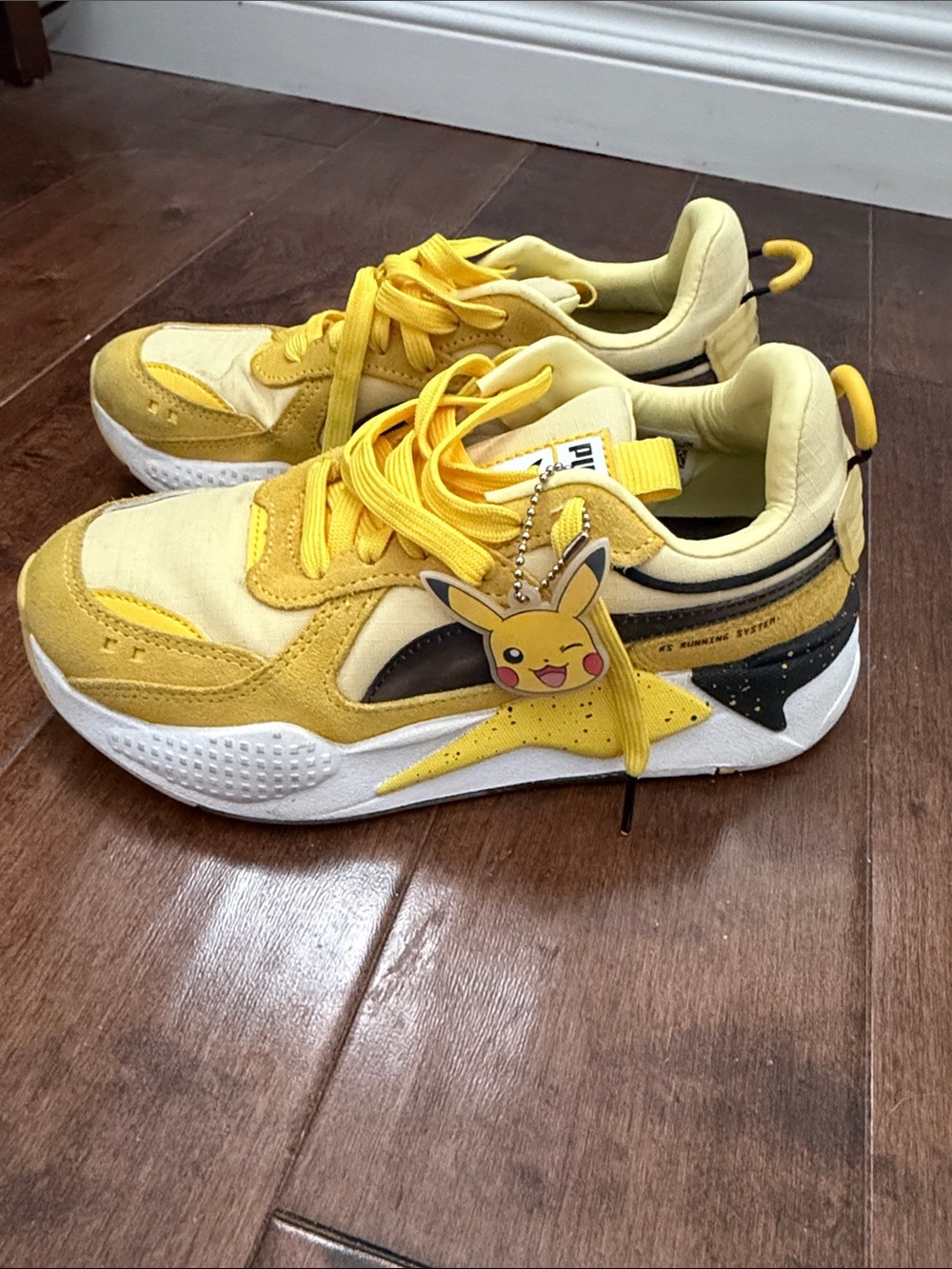 Puma Kids Yellow Pokemon pikachu Sneakers